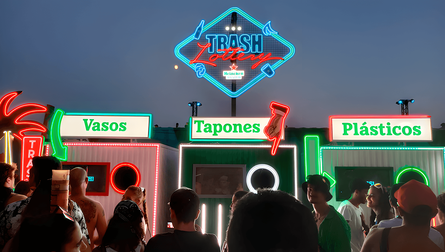 Stand neón Trash Lottery · Heineken