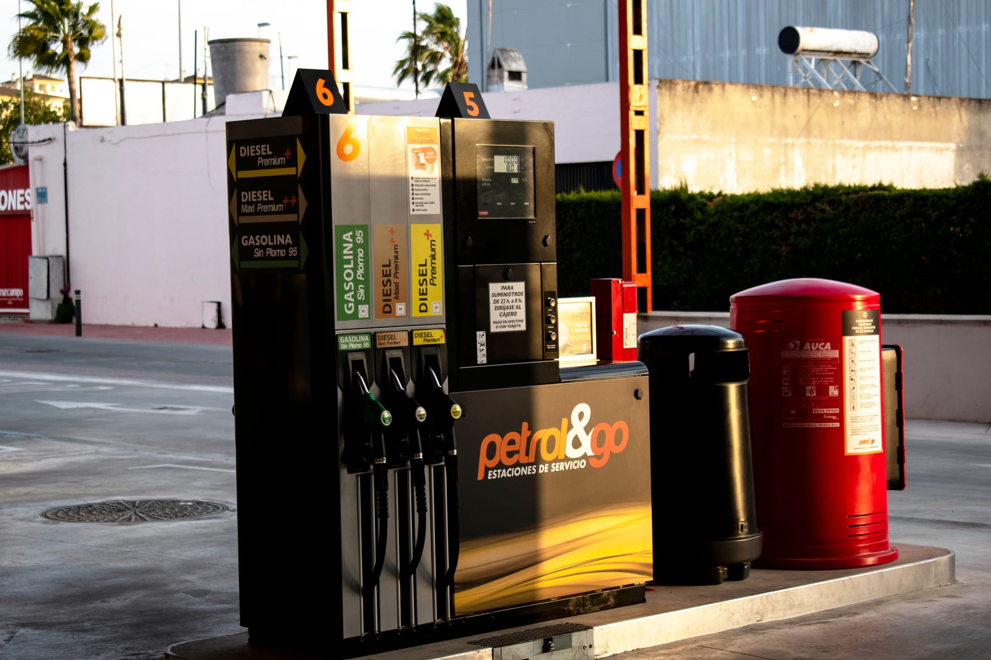 Surtidor rotulado Petrol&Go